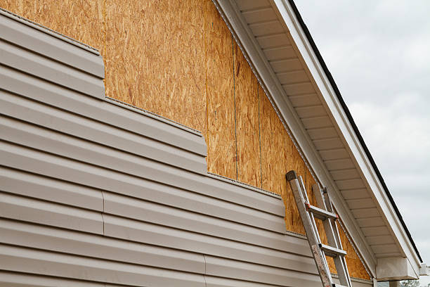 24/7 Emergency Vinyl Siding experts in Greenville, PA